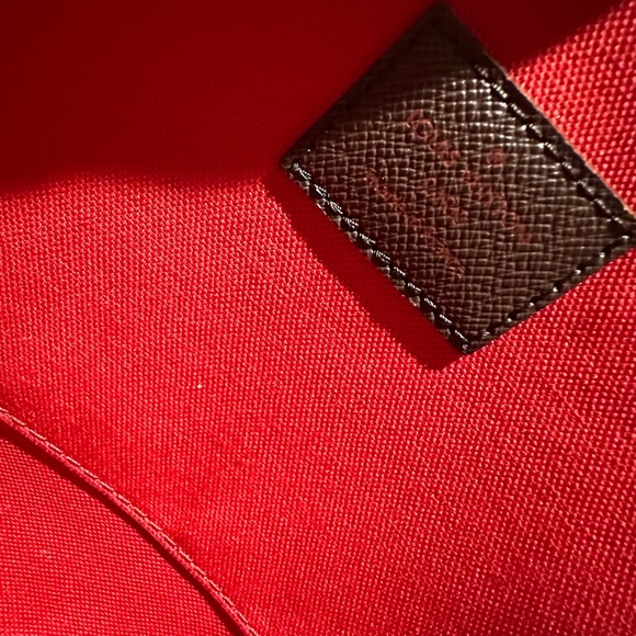 ❌SOLD ❌ EUC Auth Louis Vuitton Belem Damier MM Brown - Picture 9 of 14